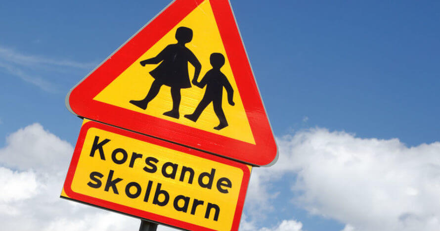 Korsande skolbarn